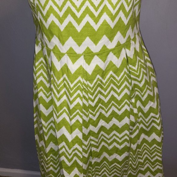 Jessica Howard, Chevron Green and White, Fit & Flare Dress, Size 10, Sleeveless - Picture 5 of 6